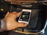 Флагман Toyota первым в мире получит беспроводную зарядку для телефона Флагман Toyota первым в мире получит беспроводную зарядку для телефона