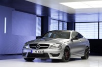 Mercedes C63 AMG: �������� ����� ������ ������