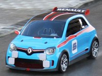 Renault создаст среднемоторный компакт-кар с задним приводом Renault создаст среднемоторный компакт-кар с задним приводом