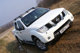 Nissan Navara:    
