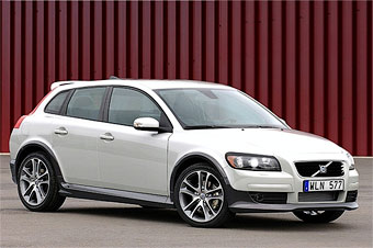Volvo      C30
