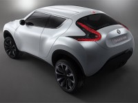  Nissan      Qazana

