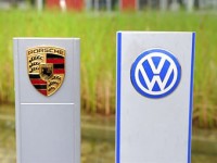 Porsche     VW    