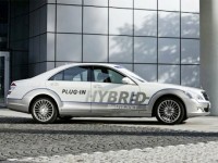 Mercedes-Benz    S-Class   3,2 