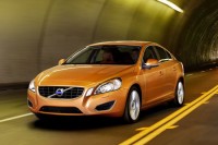  Volvo S60.   