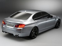 BMW      .