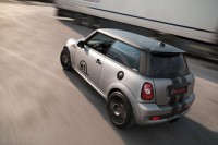  MINI Cooper     Bentley ()