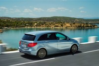  Mercedes-Benz B-Class   ()