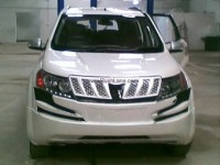  Mahindra    
