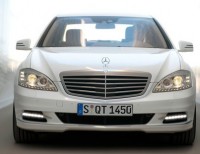 Mercedes S-   
