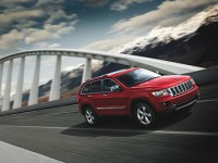 Jeep Grand Cherokee  8- 