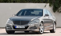   Mercedes-Benz S-:  