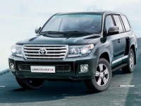  Toyota Land Cruiser 200   
