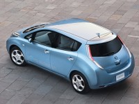 Nissan      Leaf