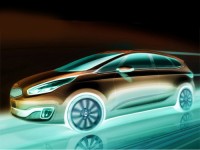 KIA      Carens
